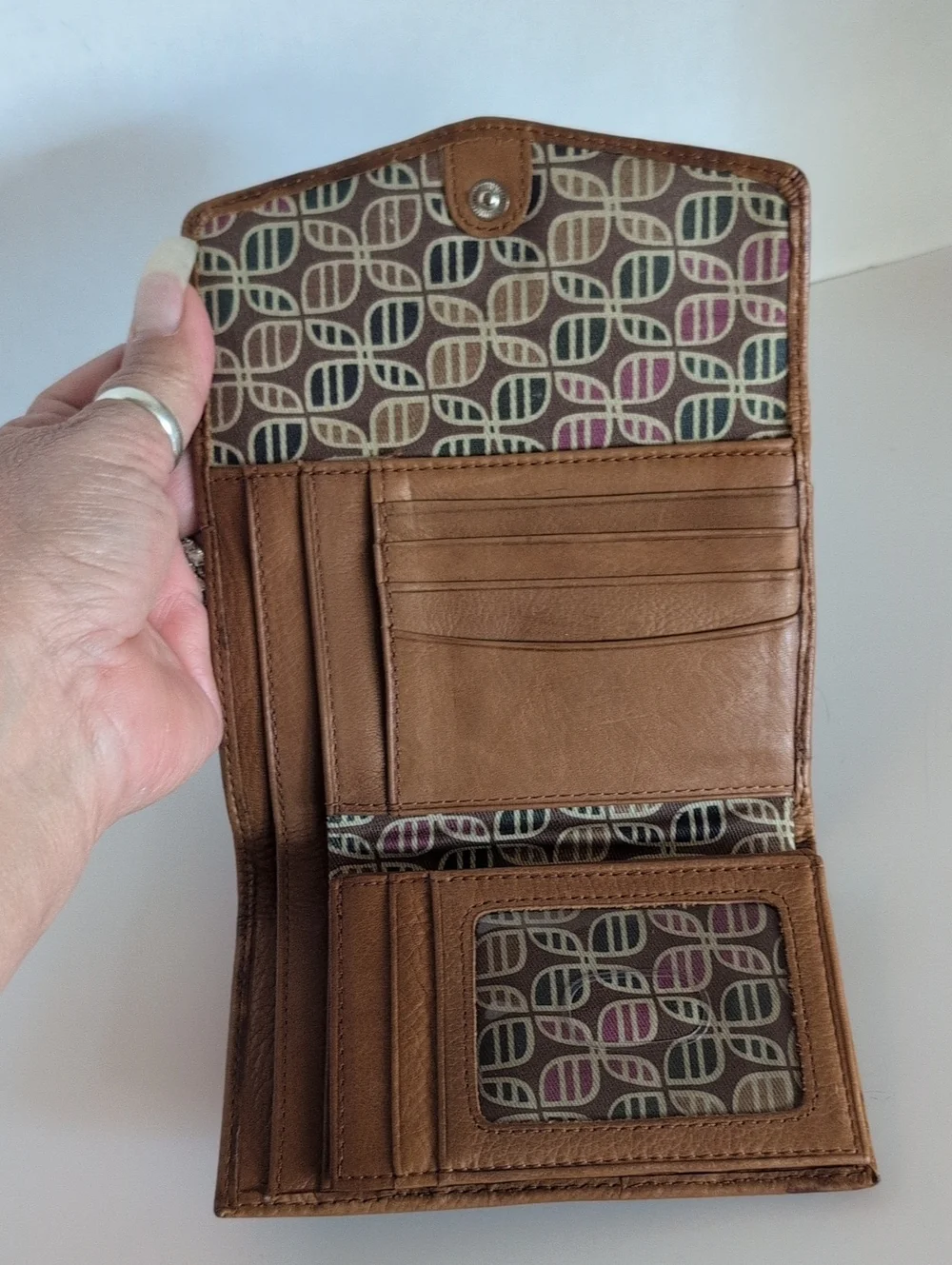 Fossil Tri Fold Tan Color Wallet